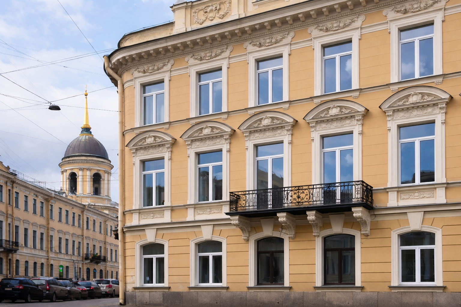 Пластиковые окна Rehau — историческая резиденция после работ